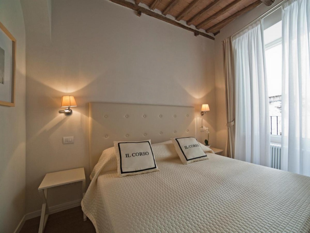 Room image 4
